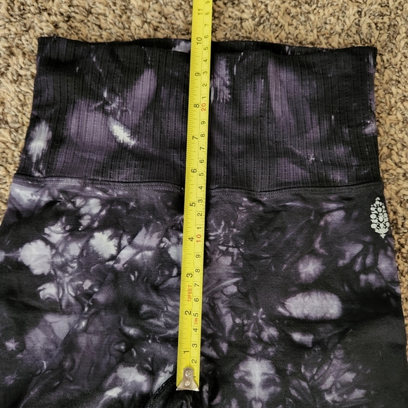 Free People Movement Good Karma Tie Dye Leggings - Picture 7 of 9